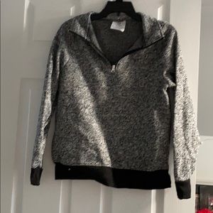 Quarter zip Pullover